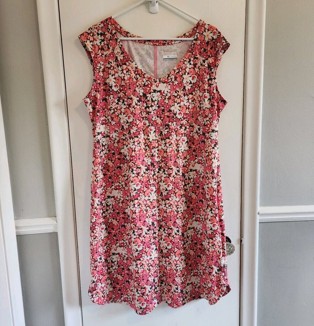Columbia Women's XL Omni-Wick Floral T-Shirt Dress Pink Green Beige